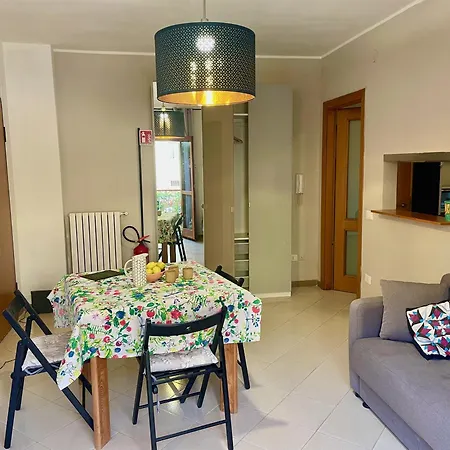 Lemon Tree House Apartment