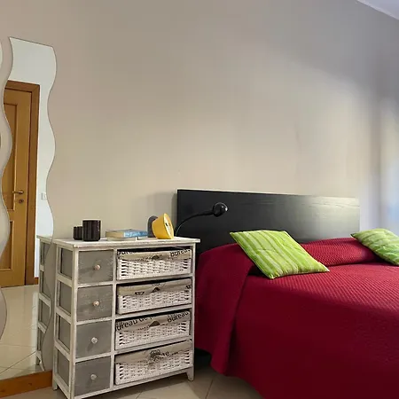 Lemon Tree House Apartment *