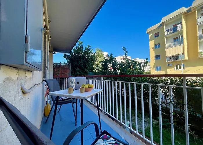 Apartment Lemon Tree House *